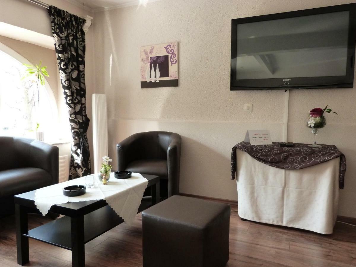 Hotel Jaegerhof マイエン エクステリア 写真